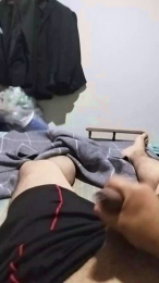 Isc180597 webcam model stream image