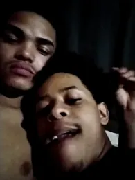 Os_pretinhos webcam model stream image