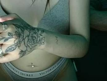 babygurl2033 webcam model stream image