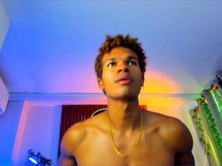 Allan Coper webcam flirt4free model stream image