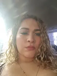 Sara_smiiith211 webcam model stream image