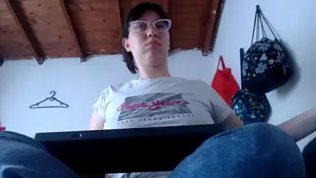 lareinalareinadelanal webcam model stream image