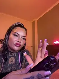 _MelinaCurves_ webcam model stream image