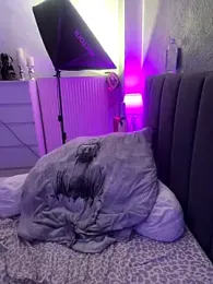 _MelinaCurves_ webcam model stream image