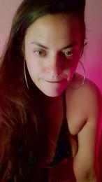 Anahisnina webcam cam4 model stream image