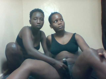 Petite-girls webcam bongacams model stream image