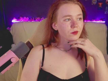 RedFox-1 webcam bongacams model stream image