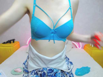 LizzieBrait webcam bongacams model stream image