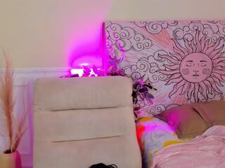Lena Foxx webcam model stream image