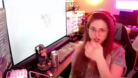 mirannacult webcam model stream image