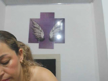 ariellth webcam bongacams model stream image