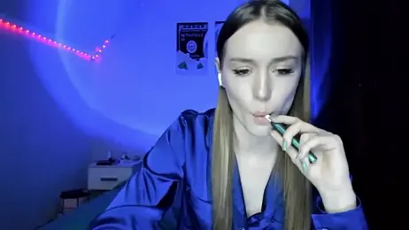 tinyglow webcam model stream image