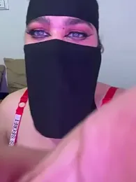 Lola-bunny-arab webcam model stream image