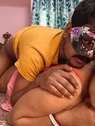 MUMTAJ-1 webcam model stream image