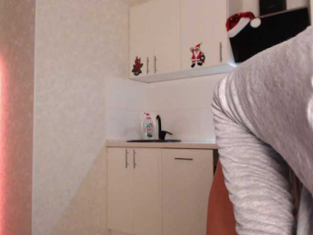 MilkaWay webcam model stream image