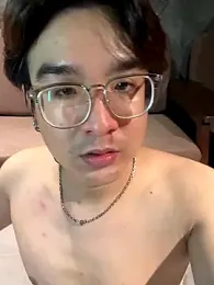 KayNguyenn webcam model stream image