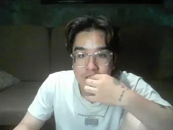 KayNguyenn webcam model stream image