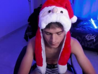 aron_boyy webcam model stream image