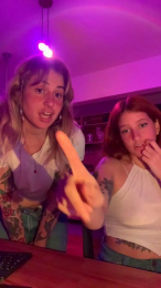 AkariBruna webcam model stream image