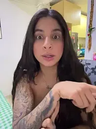 charlotte_stevenss_ webcam model stream image
