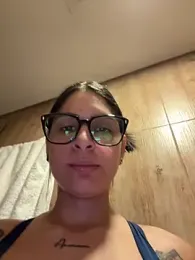 charlotte_stevenss_ webcam model stream image