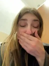 Sunny___Bunny webcam stripchat model stream image