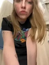 Sunny___Bunny webcam model stream image