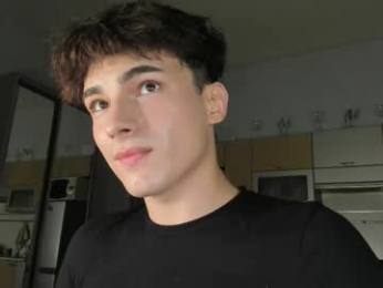mystic_evan webcam model stream image