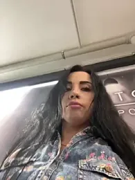CrazzyChicks webcam model stream image