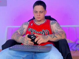 Dennis Munera webcam flirt4free model stream image
