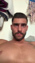 Hugobg34 webcam model stream image