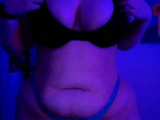 bigbootybullynisha webcam model stream image