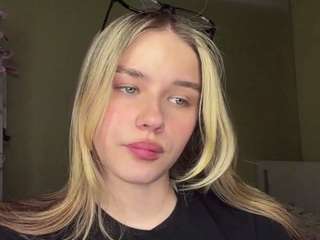 katerinepulkkinen webcam model stream image