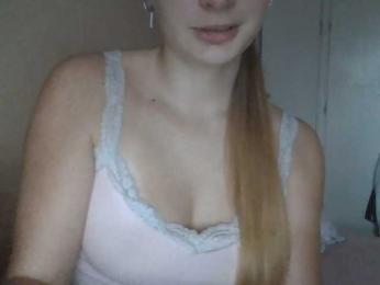 Violetta101 webcam model stream image