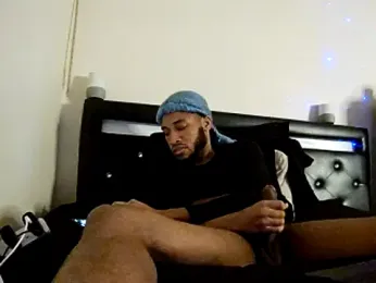 MYHYEM webcam model stream image