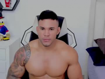 _matthew_santos_ webcam model stream image