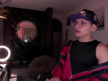 a_lejandro_08 webcam model stream image