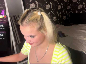 Mirabella333 webcam bongacams model stream image