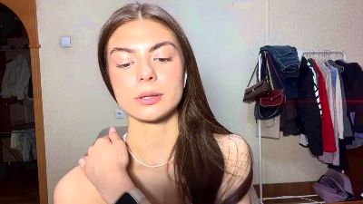 PhilomenaHawks webcam model stream image