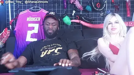 MacTroy webcam model stream image