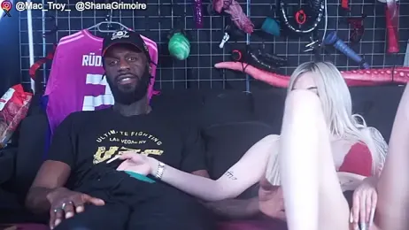 MacTroy webcam model stream image