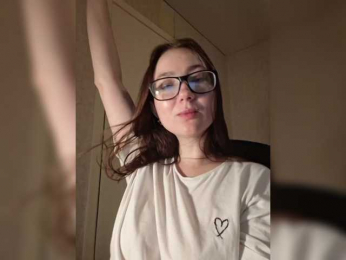 LiaMay webcam model stream image