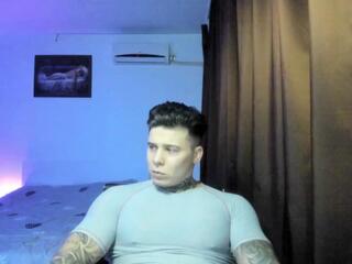 Mark Villa webcam model stream image