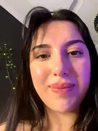 NoraVelour webcam model stream image