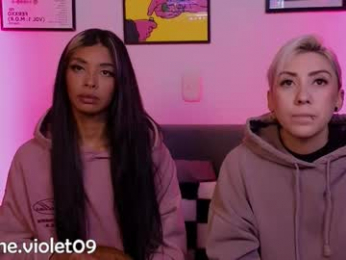 violettgrey_ webcam model stream image