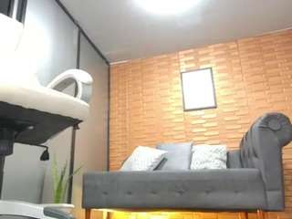 catta-james webcam model stream image