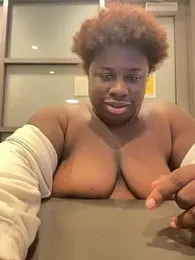 Breezylws webcam model stream image