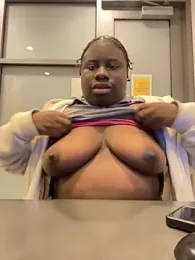 Breezylws webcam model stream image