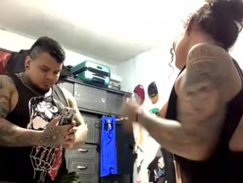 angus_and_lilith webcam model stream image