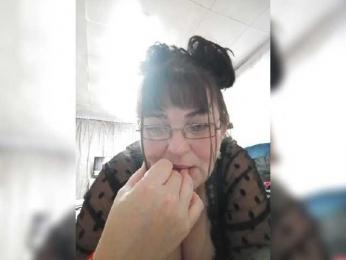 KindaKinda webcam model stream image